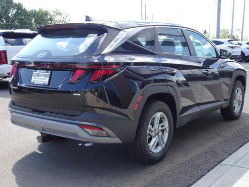 2025 Hyundai TUCSON SE