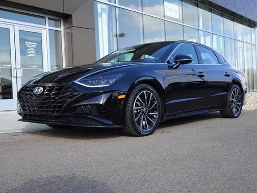 2021 Hyundai SONATA Limited
