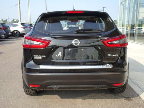 2020 Nissan Rogue Sport SL