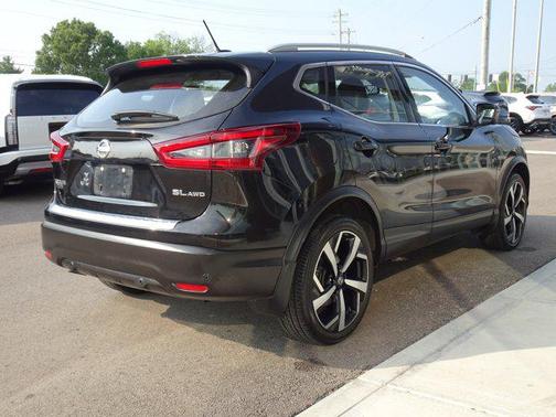 2020 Nissan Rogue Sport SL