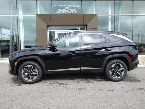 Phantom Black 2026 Hyundai TUCSON SEL Premium