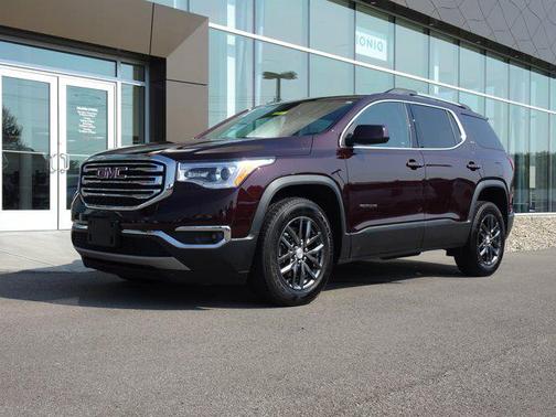 2017 GMC Acadia SLT-1