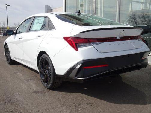 2026 Hyundai ELANTRA Sport