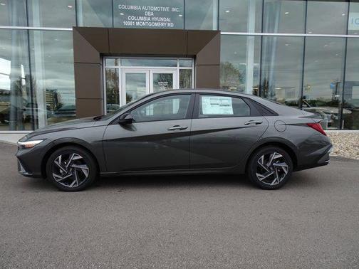 2025 Hyundai ELANTRA Sport