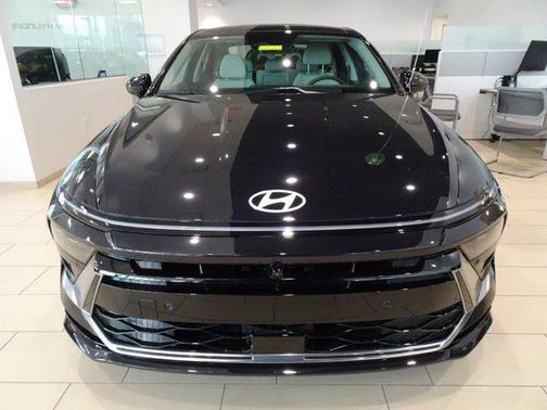 2024 Hyundai SONATA Hybrid Limited