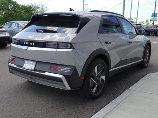 2025 Hyundai IONIQ 5 SEL