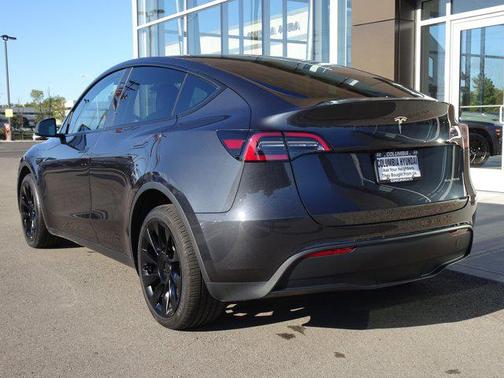2024 Tesla Model Y Long Range Dual Motor All-Wheel Drive