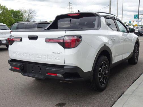 White 2022 Hyundai SANTA CRUZ SEL Premium