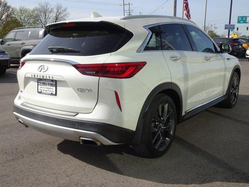 2019 INFINITI QX50 ESSENTIAL