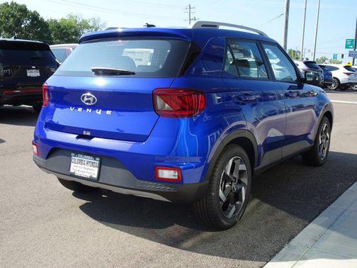 2025 Hyundai VENUE Limited