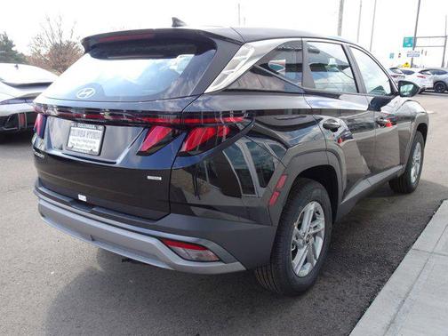 2025 Hyundai TUCSON SE