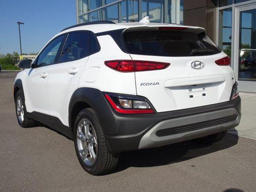 Lunar White 2023 Hyundai KONA SEL