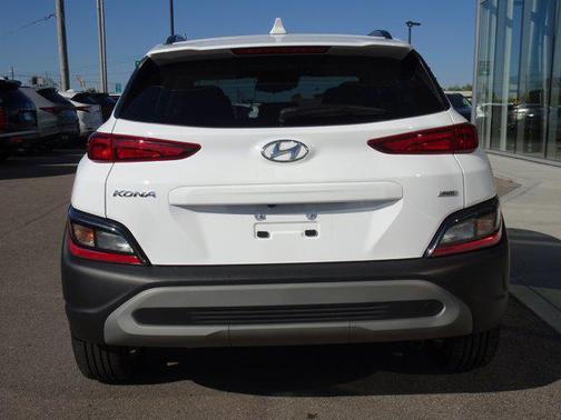 Lunar White 2023 Hyundai KONA SEL