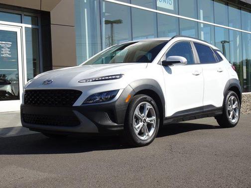 Lunar White 2023 Hyundai KONA SEL
