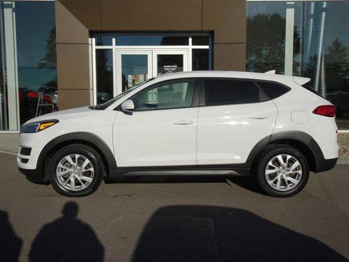 2021 Hyundai TUCSON SE