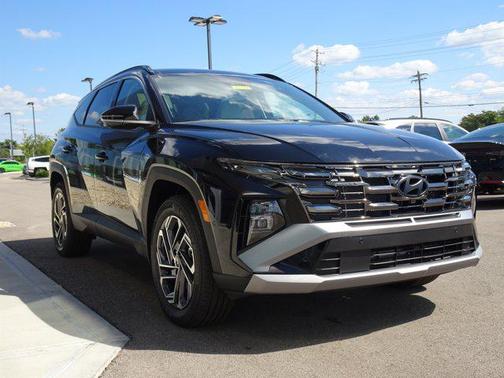 2025 Hyundai TUCSON Hybrid Limited