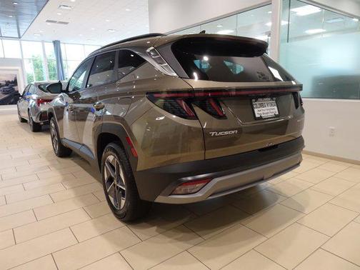 2025 Hyundai TUCSON Hybrid SEL Convenience