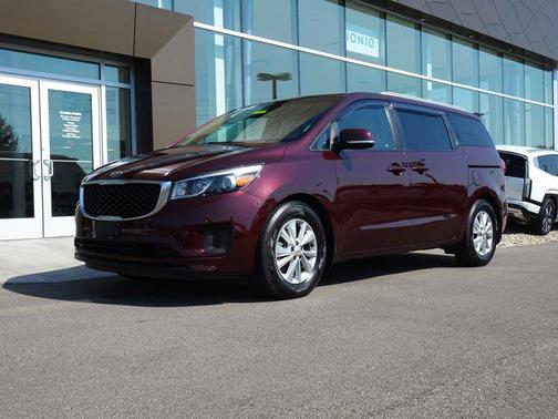2017 Kia Sedona LX
