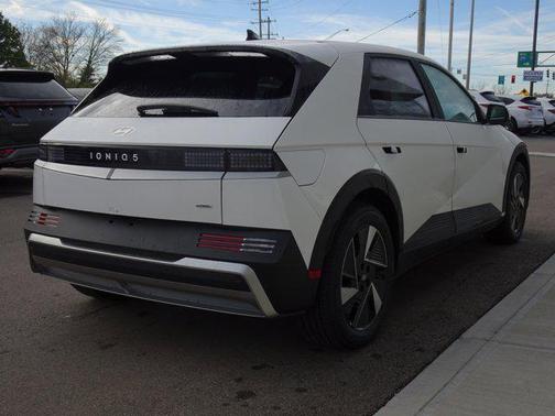 2026 Hyundai IONIQ 5 SEL