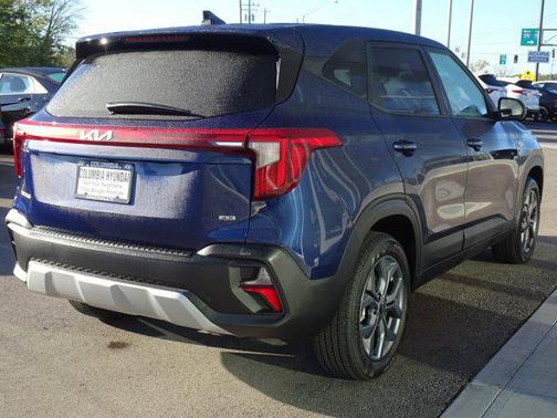 2025 Kia Seltos LX