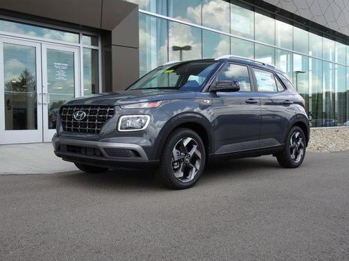 2025 Hyundai VENUE Limited