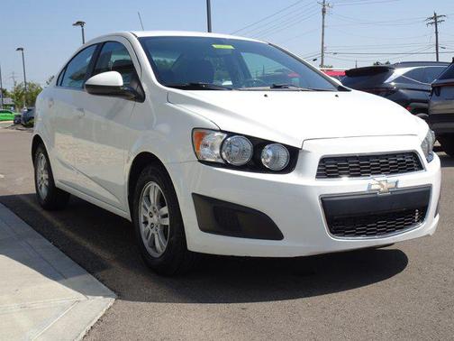 2016 Chevrolet Sonic LT