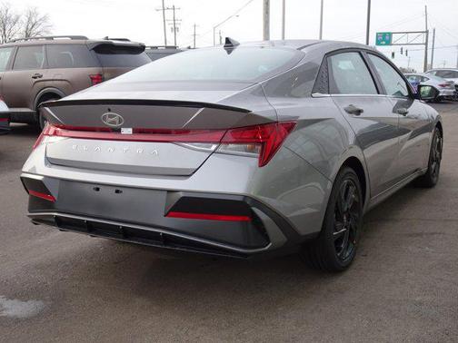 2026 Hyundai ELANTRA Sport