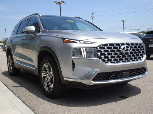 Shimmering Silver 2022 Hyundai SANTA FE SEL 2.4
