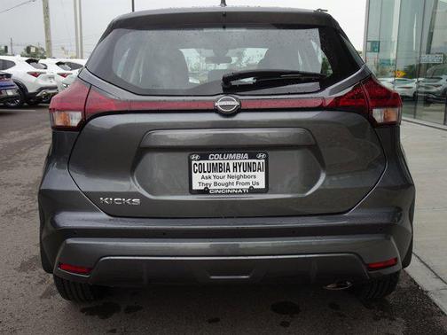 2024 Nissan Kicks S