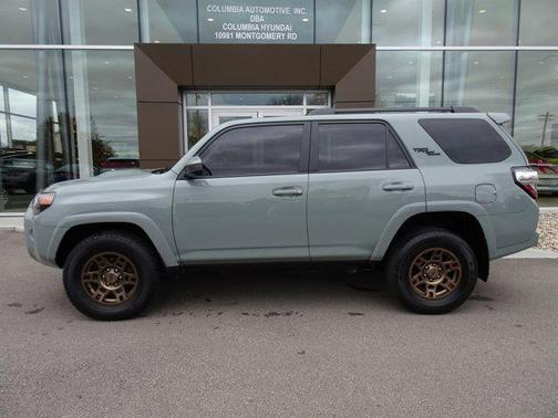 2023 Toyota 4Runner TRD Off Road