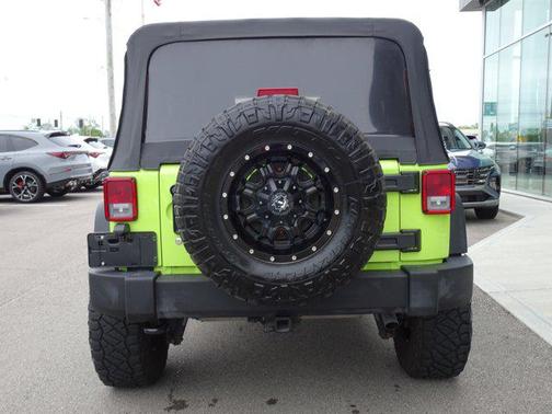 Hypergreen Clearcoat 2016 Jeep Wrangler Unlimited Rubicon