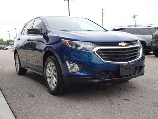 Pacific Blue Metallic 2019 Chevrolet Equinox 1LT