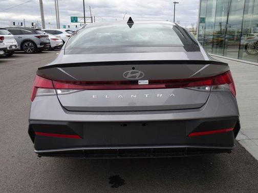 2025 Hyundai ELANTRA Sport