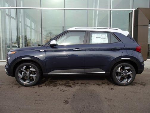 2026 Hyundai VENUE SEL w/Two-Tone Roof