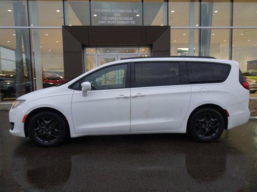 2018 Chrysler Pacifica Touring Plus