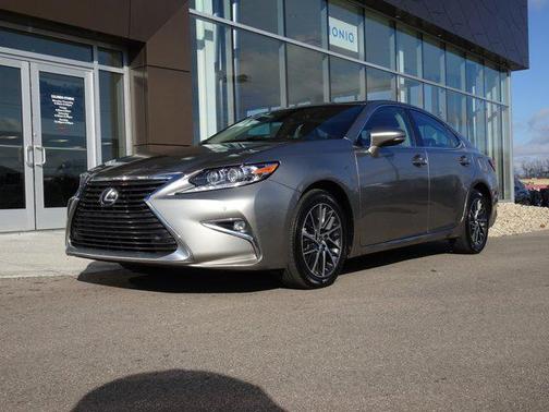 2017 Lexus ES 350 Base