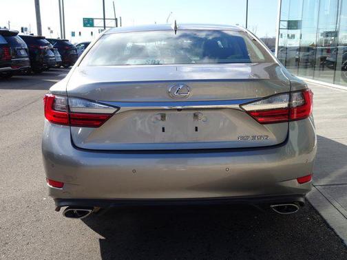 2017 Lexus ES 350 Base