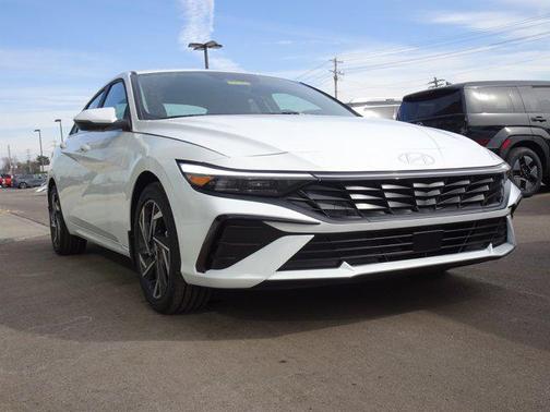 2026 Hyundai ELANTRA Limited