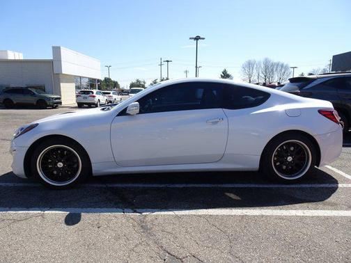 2015 Hyundai Genesis Coupe 3.8 Base