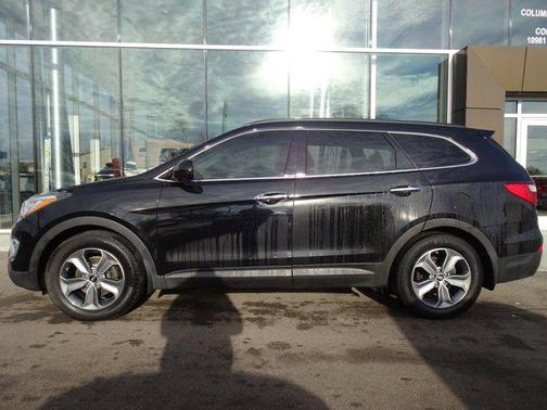 2016 Hyundai SANTA FE SE