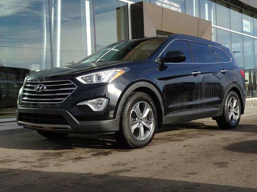 2016 Hyundai SANTA FE SE