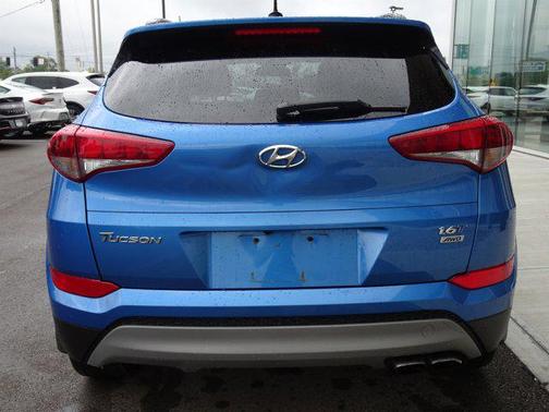 2017 Hyundai TUCSON Night