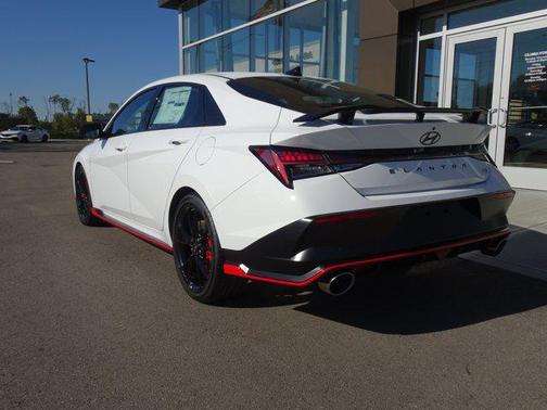 2025 Hyundai ELANTRA N Base