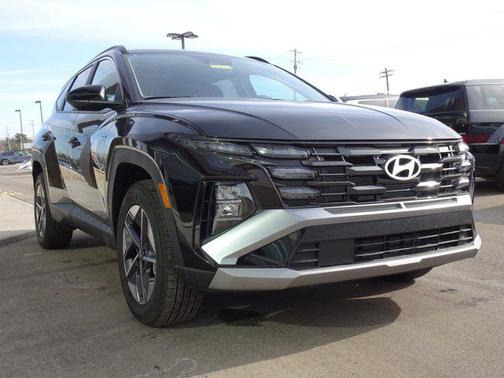 Phantom Black 2025 Hyundai TUCSON SEL
