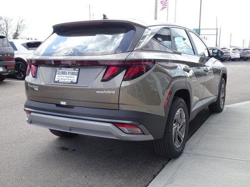 Cashmere Bronze 2026 Hyundai TUCSON Hybrid Blue SE