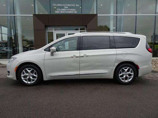 2019 Chrysler Pacifica Touring-L Plus