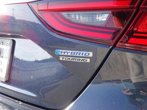 2021 Honda Insight Touring