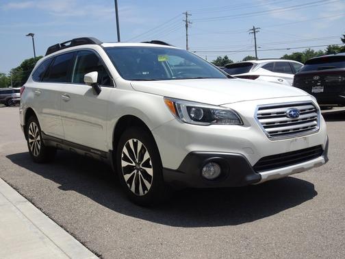 Crystal White Pearl 2015 Subaru Outback 2.5i Limited
