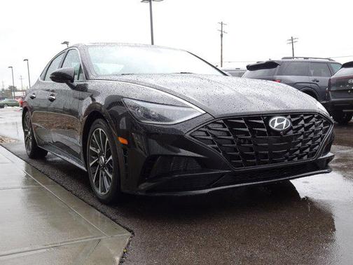 2021 Hyundai SONATA Limited