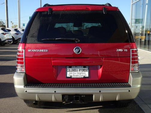 2003 Mercury Mountaineer Luxury